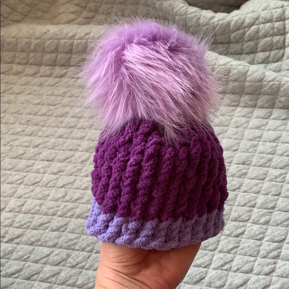 HANDMADE INFANT/NEWBORN TOQUES